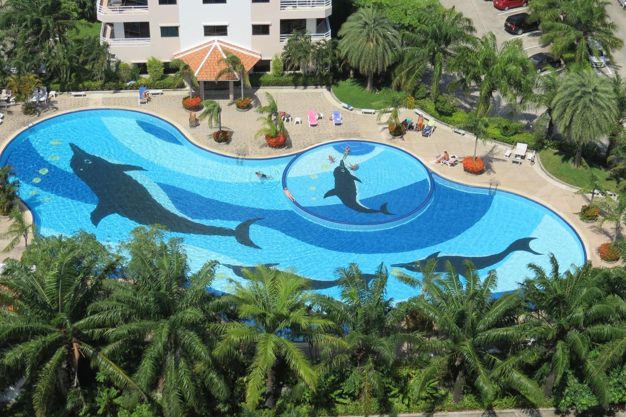 View Talay 2 Suite Apartments Pantai Jomtien Luaran gambar