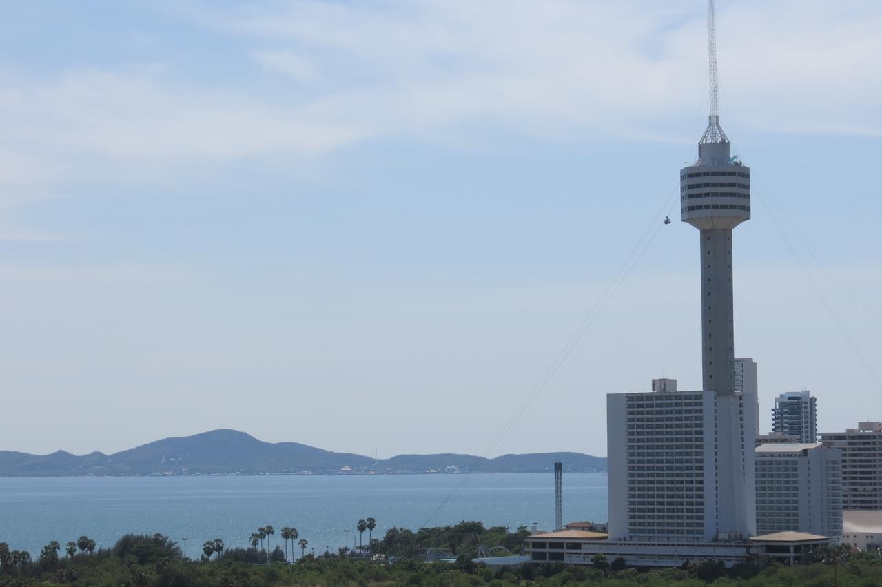 View Talay 2 Suite Apartments Pantai Jomtien Luaran gambar