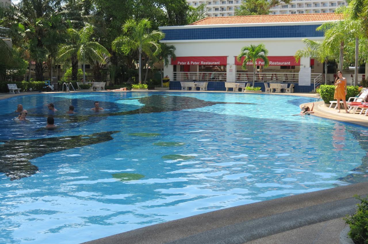 View Talay 2 Suite Apartments Pantai Jomtien Luaran gambar